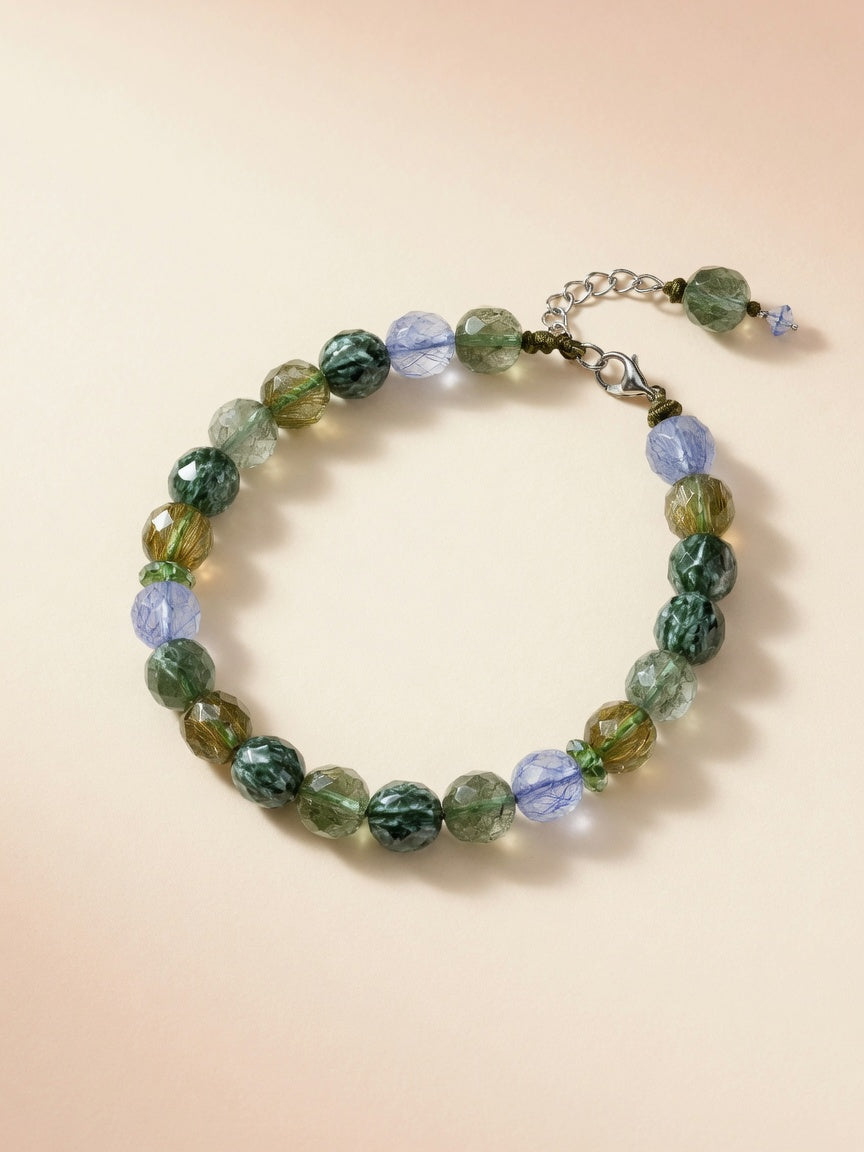 The Emerald Abundance Bracelet - front